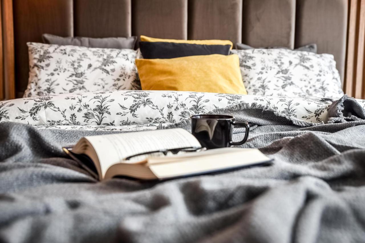 Podtatrzanskie Apartamenty ノヴィ・タルク エクステリア 写真