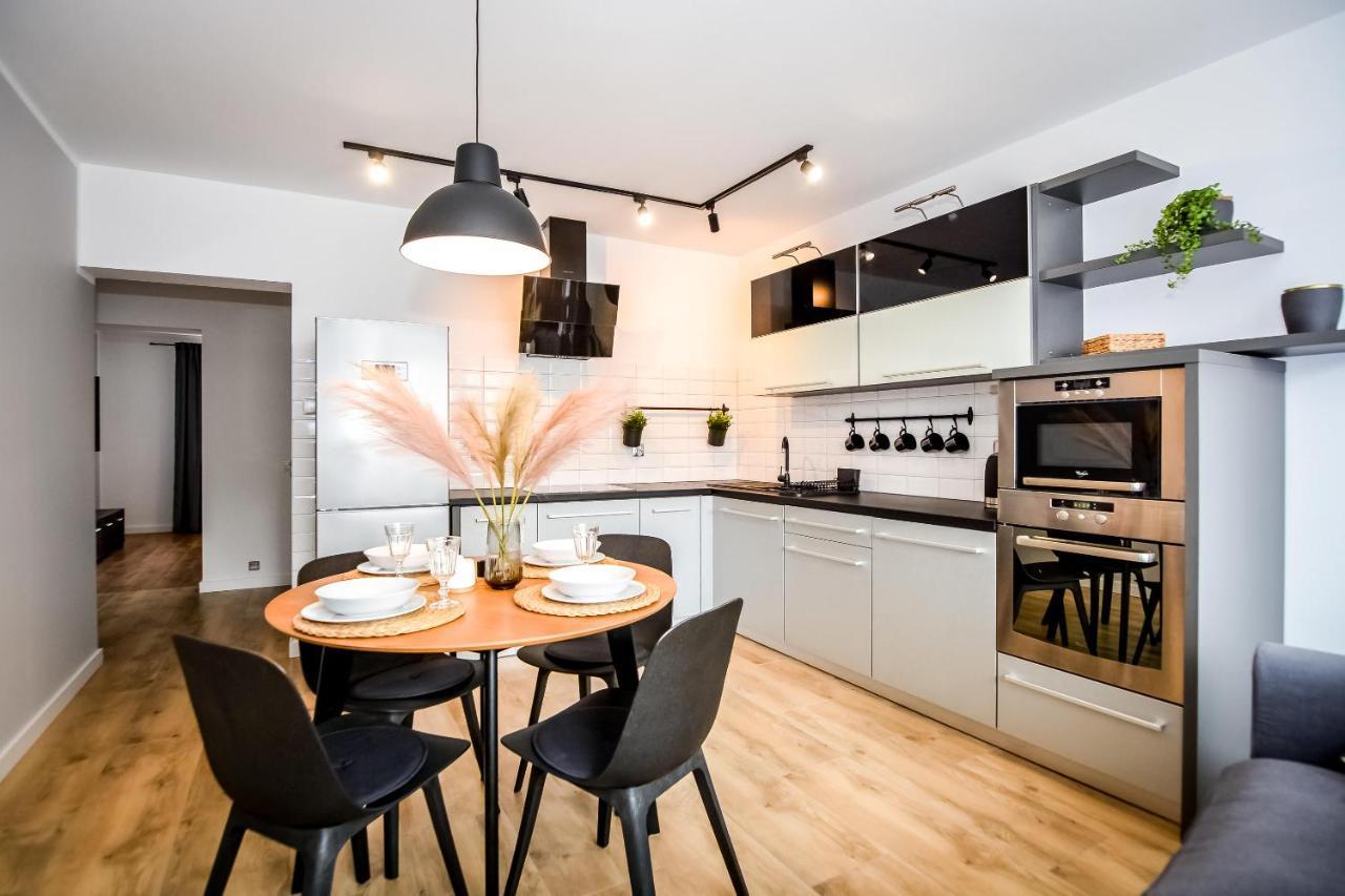 Podtatrzanskie Apartamenty ノヴィ・タルク エクステリア 写真