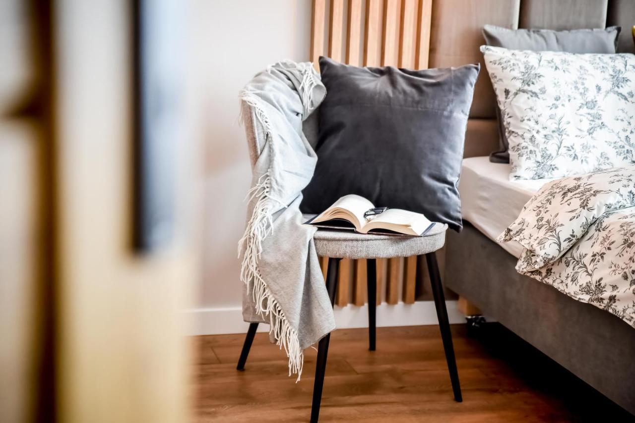 Podtatrzanskie Apartamenty ノヴィ・タルク エクステリア 写真