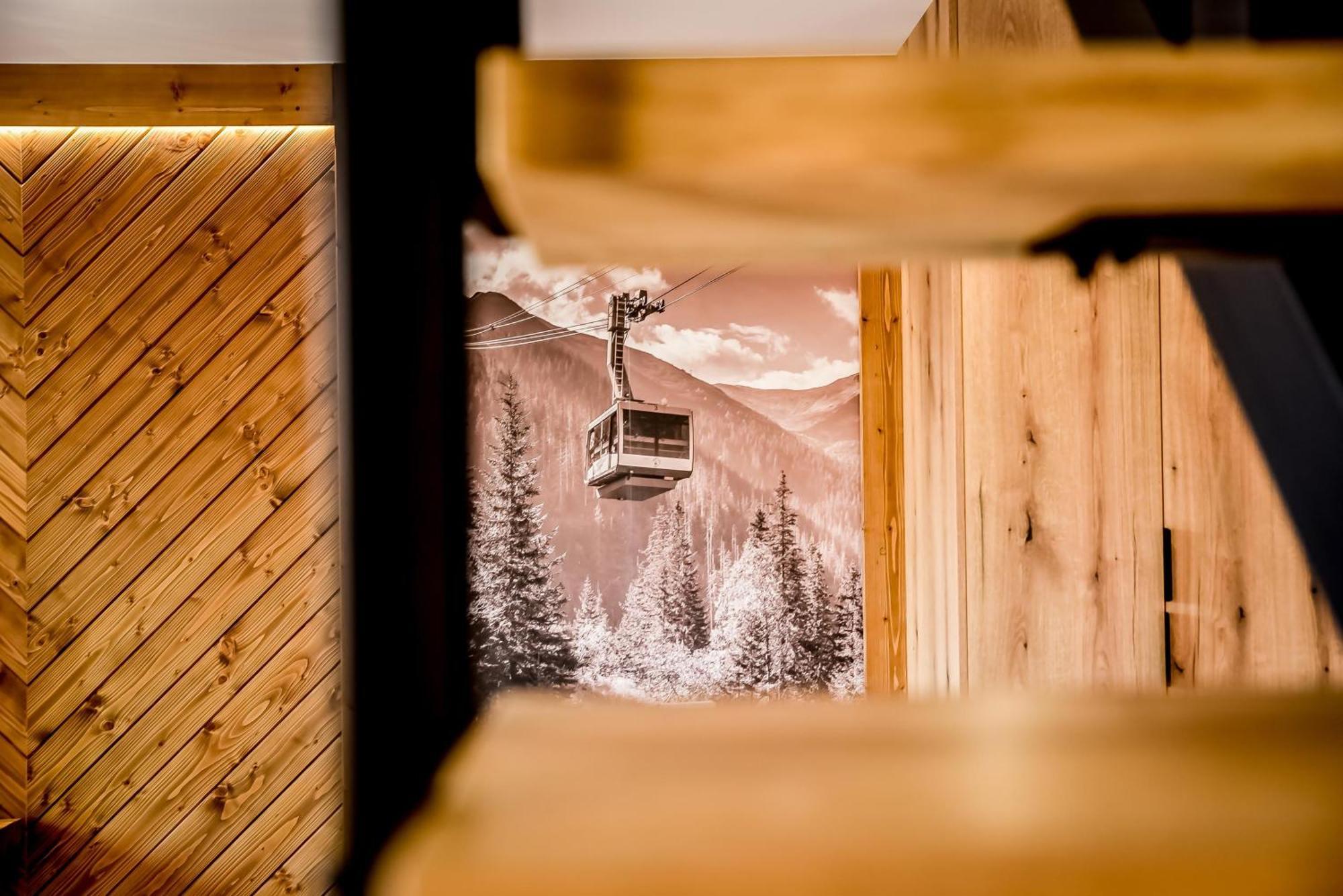 Podtatrzanskie Apartamenty ノヴィ・タルク エクステリア 写真