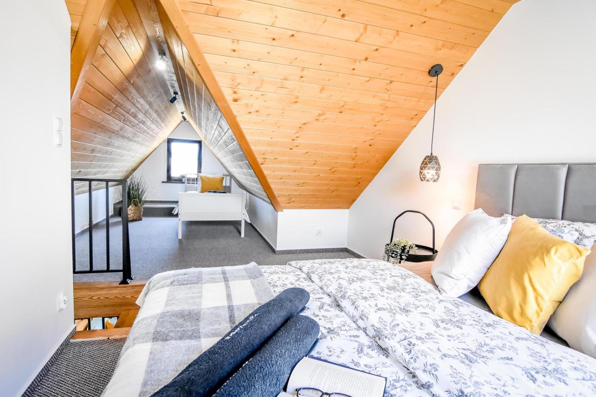 Podtatrzanskie Apartamenty ノヴィ・タルク エクステリア 写真